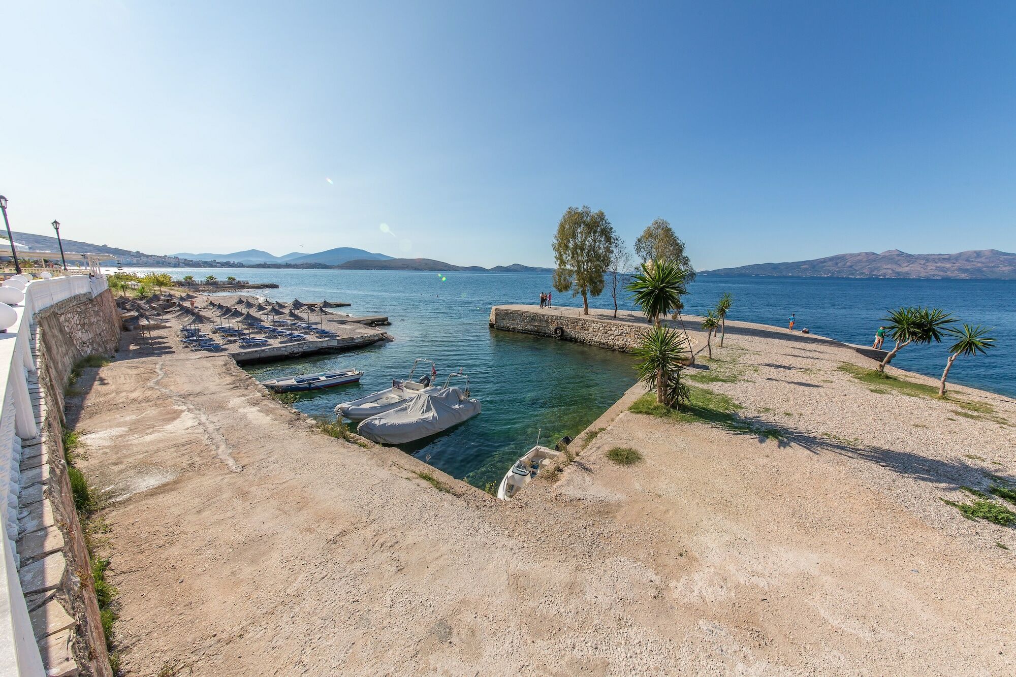 Hotel Saranda Palace Exterior photo